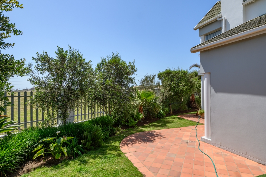 3 Bedroom Property for Sale in Summerstrand Eastern Cape